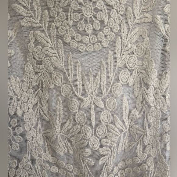 Le Marais Paris dress Silk Lace Tiered Hem Beige Medium - Picture 8 of 9